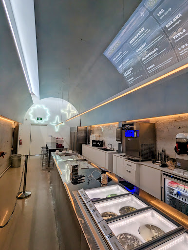 Kariton Sorbetes - Chinatown logo